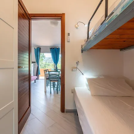 펜션 Caposchiera A Pinus Village 산타마르게리타디풀라