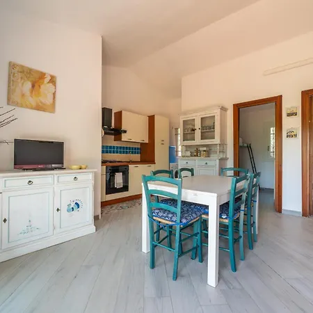 펜션 Caposchiera A Pinus Village