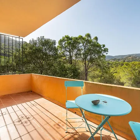 Caposchiera A Pinus Village Feriehus Santa Margherita di Pula